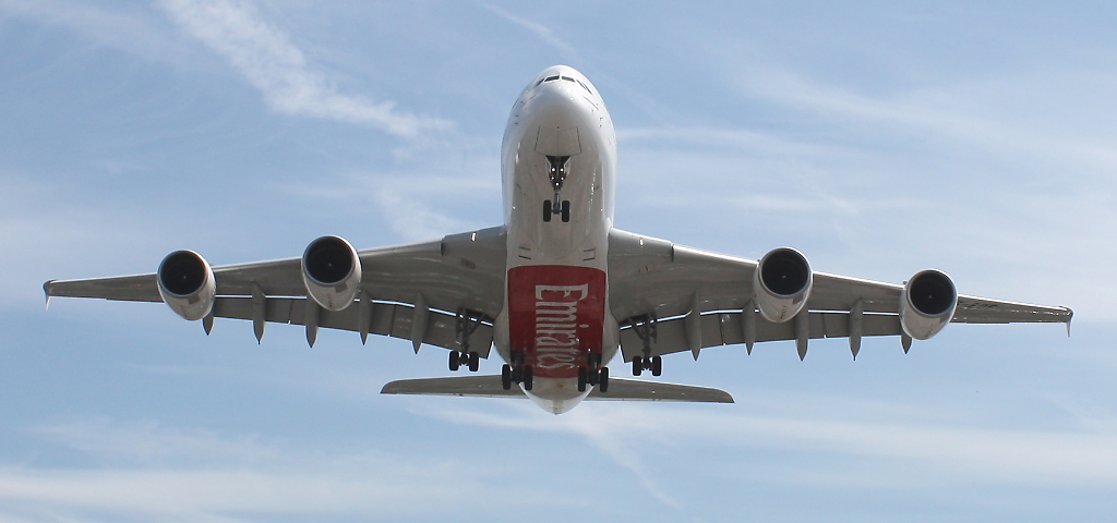 Airbus A380-800 Emirates A6-EDF, 27/06/10, LHR
