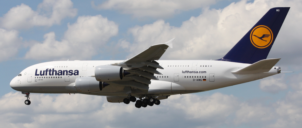 Airbus A380-800 Lufthansa D-AIMG, 12/06/11, FRA