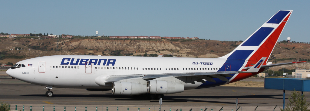 Ilyushin IL-96-300 Cubana CU-T1250, 26/08/11, MAD